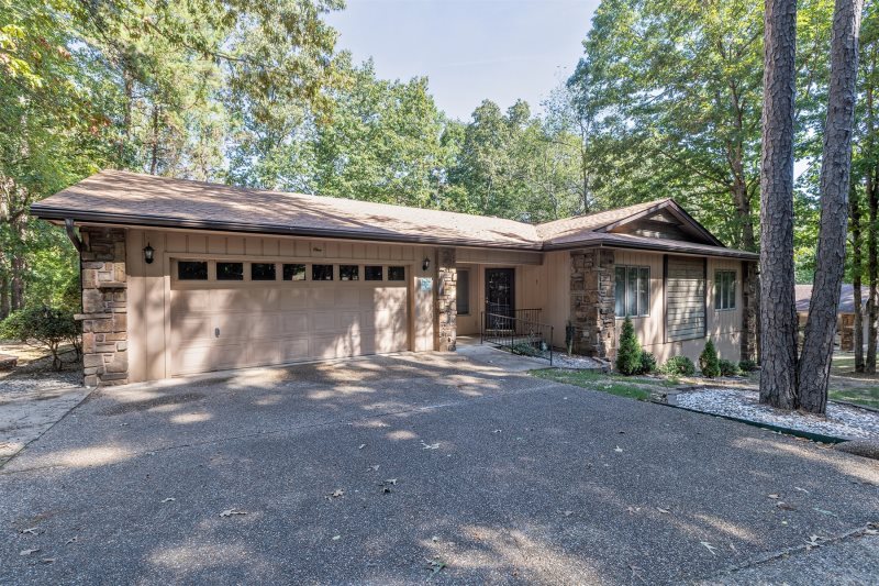 Hot Springs Village Arkansas Furnished nightly vacation rentals and